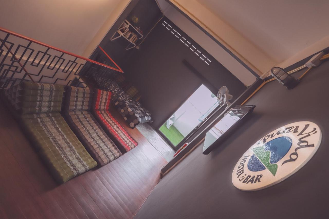 Bts Khaosan Hostel Bangkok Exterior photo